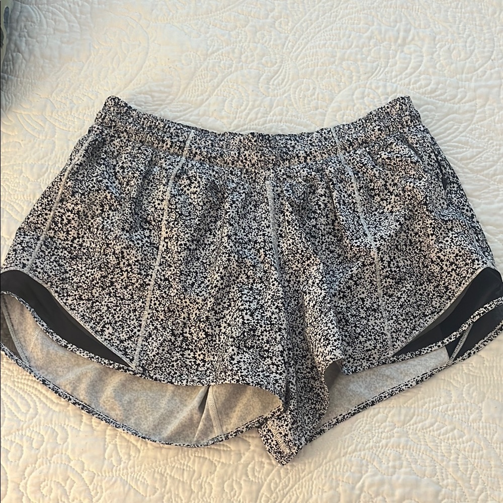 Lululemon 8 Tall Shorts